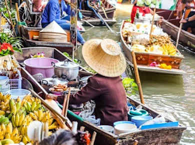 Privater Landausflug zum schwimmenden Markt von Amphawa ab Laem Chabang