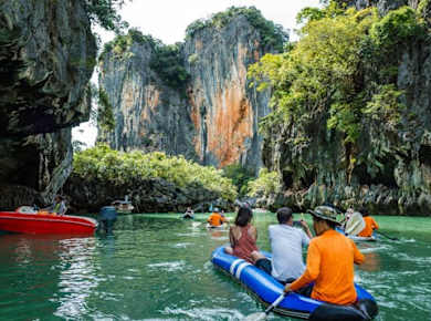 Tagestour mit Kanus in der Bucht von Phang Nga mit Mittagessen ab Phuket