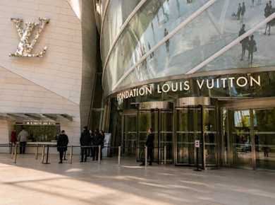 Fondation Louis Vuitton Paris: Vorrangiger Einlass mit Tourguide und eSIM