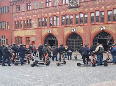 Private E-Scooter-Tour mit Tourguide durch Basel-Stadt