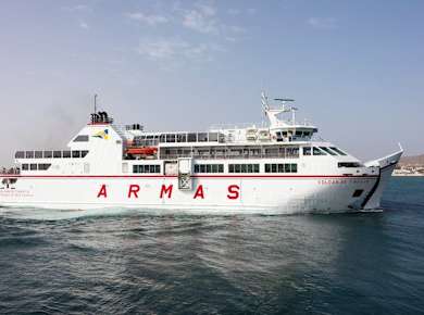 Fuerteventura_Armas_Ferry,_Corralejo_1.jpg