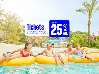 Caribe Aquatic Park bei Tag und PortAventura Park bei Nacht 1-Tages-Kombination