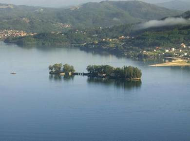 Fähre von Cangas zur Insel San Simón