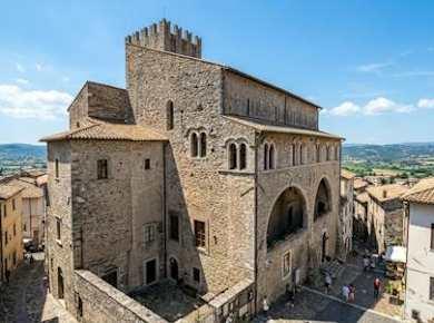Boniface VIII Palace skip-the-line ticket and audio guide