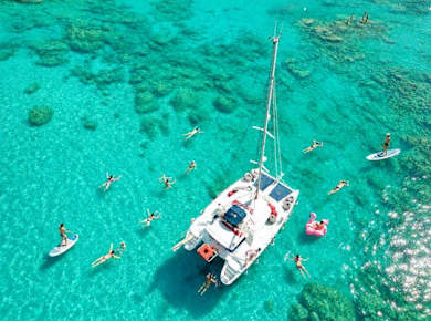 Anthony Quinn, Afandou und Ladiko Bay – All-inclusive-Katamaranfahrt