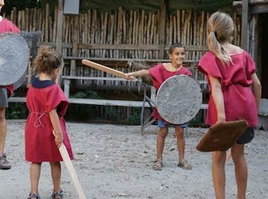 Museumsbesuch und Gladiatorentraining in der Römischen Gladiatorenschule