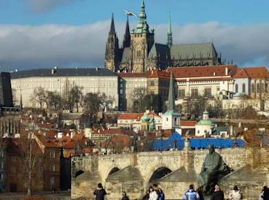 Prague full day sightseeing tour with river cruise and lunch1.jpg