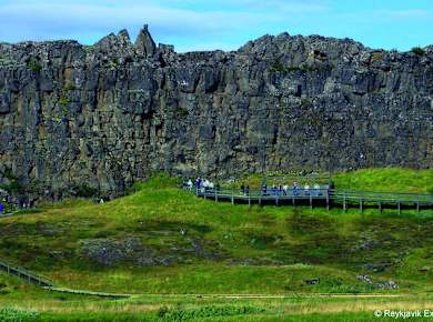 Golden Circle Direct Thingvellir (1).jpg