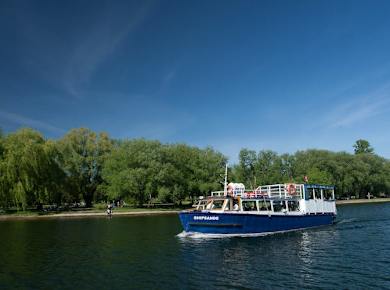 Toronto Harbor cruise 1.jpg