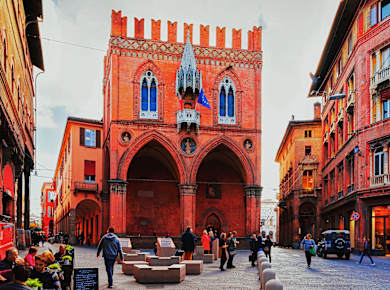 Bologna, Palazzo della Mercanzia