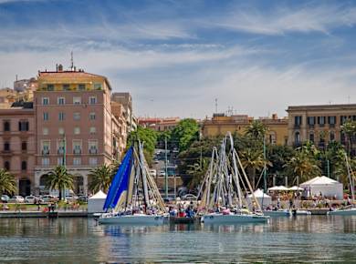 Stützpunktmarina Sardinien