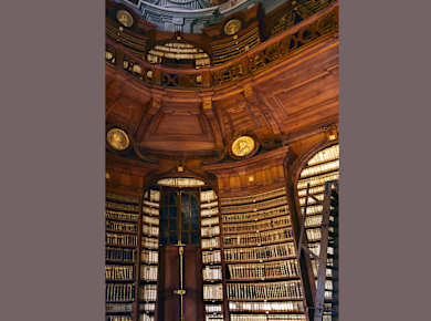 Eger, Lyzeum Karoly Eszterházy