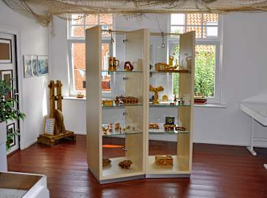 Esens, Bernstein Huus