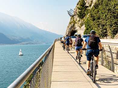 Limone, Ciclopista del Garda