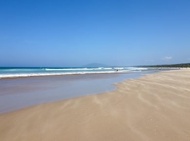 Gerroa, Seven Mile Beach
