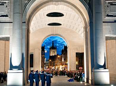 Ieper, Zapfenstreich Menenpoort