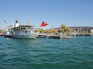 Bürkliplatz und Schiffsanleger