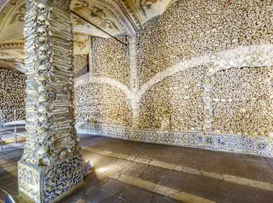 Évora, Capela dos Ossos