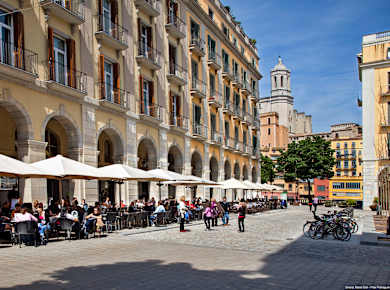 Girona, Plaça de la Independència