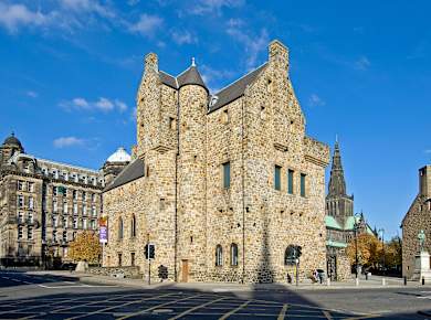 Glasgow, St. Mungo Museum of Religous Life and Art