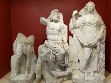 Izmir, Arkeoloji Müzesi