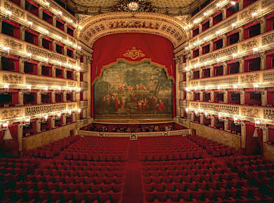 Neapel, Teatro San Carlo