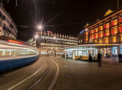 Zürich, Paradeplatz