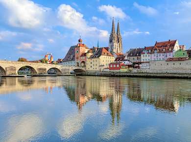 Regensburg, Steinerne Brücke