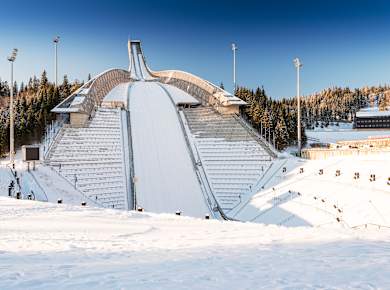 Oslo, Holmenkollen-Sprungschanze und Skimuseum