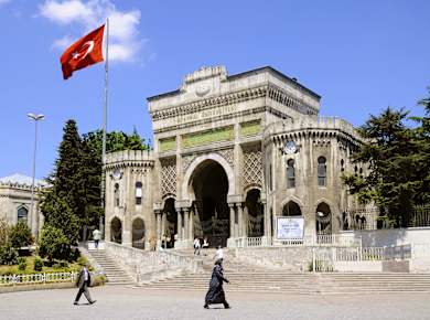 Istanbul, Universität