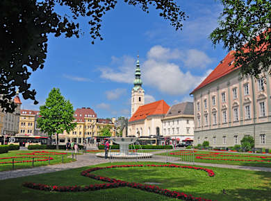 Klagenfurt, Heiligengeistkirche und Ursulinenkloster