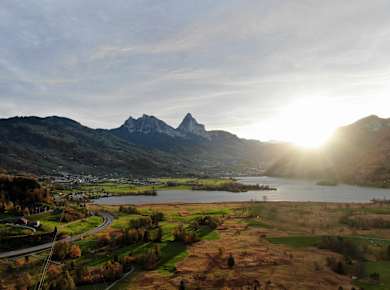 Lauerz, Lauerzer See