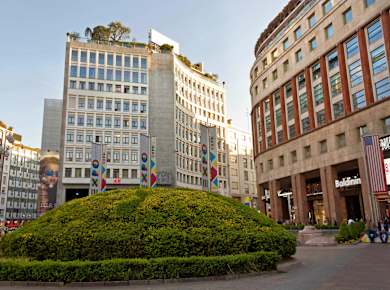 Mailand, Piazza San Babila