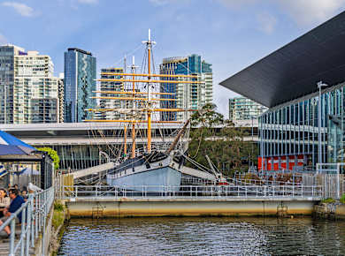Melbourne, Polly Woodside