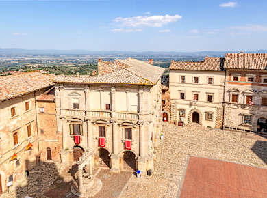 Montepulciano, Palazzo Nobili Tarugi