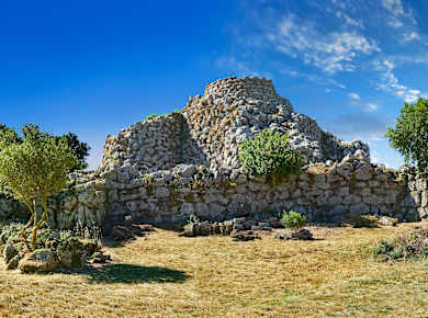 Nuraghe Arrubiu