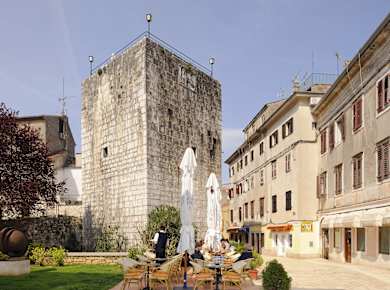 Porec, Peterokutna Kula