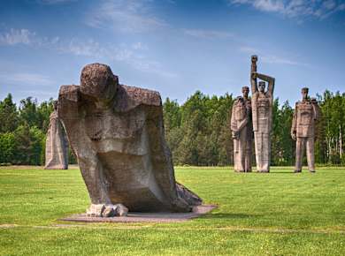 Lettland, Kriegerdenkmal Salaspils