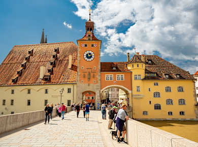 Regensburg, Brückturm