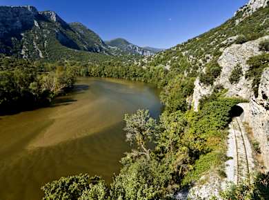 Stavroupoli, Zugfahrt durch die Nestos Schlucht