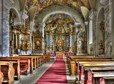 Sümeg, Himmelfahrtskirche