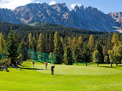 Welschnofen, Golf Club Karersee