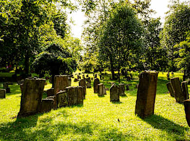 Worms, Heiliger Sand