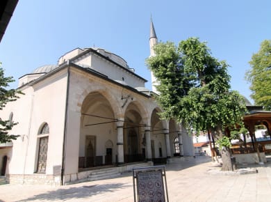 Mudželiti veliki, Gazi-Husrev-Beg-Moschee