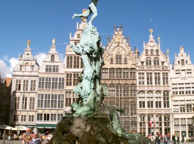 Antwerpen, Brabobrunnen