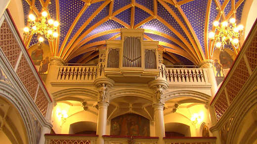 Schlosskirche Schwerin Sternengewölbe und Orgel