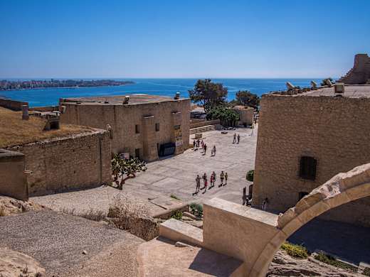 Alicante, Castillo de Santa Bárbara