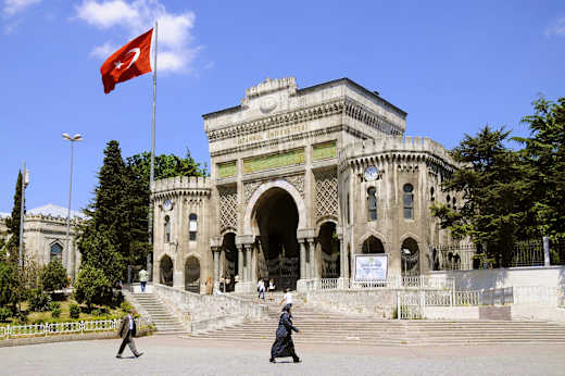 Istanbul, Universität