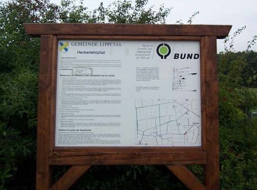 Heckenlehrpfad - Hinweisschild
