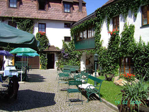 Innenhof Landhotel Yspertal